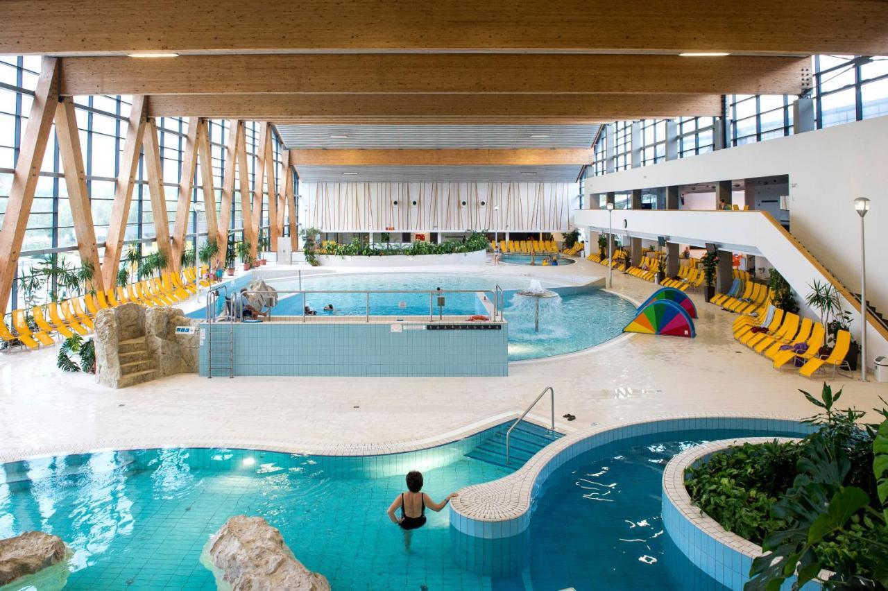 Aqua Hotel Kecskemét المظهر الخارجي الصورة